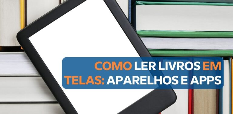 Livro digital em cima de livros físicos em estante.