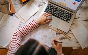 Saiba o que é Ensino a Distância – EAD